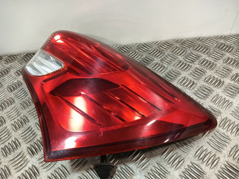 Recambio de piloto trasero derecho para hyundai ix20 (jc) 1.4 referencia OEM IAM 924021K0R  