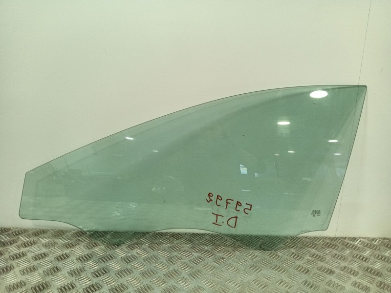 Recambio de luna delantera izquierda para seat leon (5f1) 1.4 tsi referencia OEM IAM 5F4845201A  