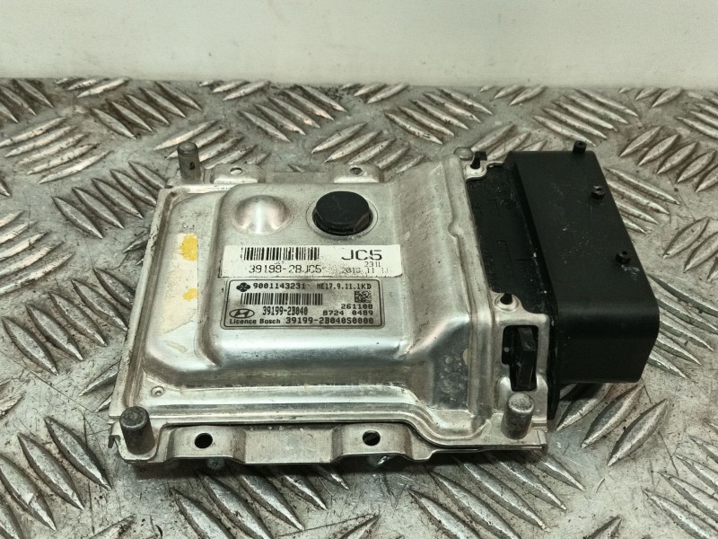 Recambio de centralita motor uce para hyundai ix20 (jc) 1.4 referencia OEM IAM 391992BJC5 ME179111 391992B040