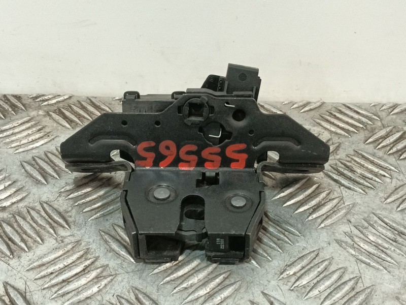 Recambio de cerradura maletero / porton para opel astra j lim. 1.6 16v cat referencia OEM IAM 13500195  