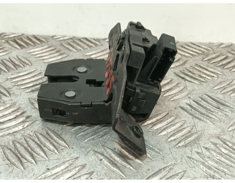Recambio de cerradura maletero / porton para opel astra j lim. 1.6 16v cat referencia OEM IAM 13500195  