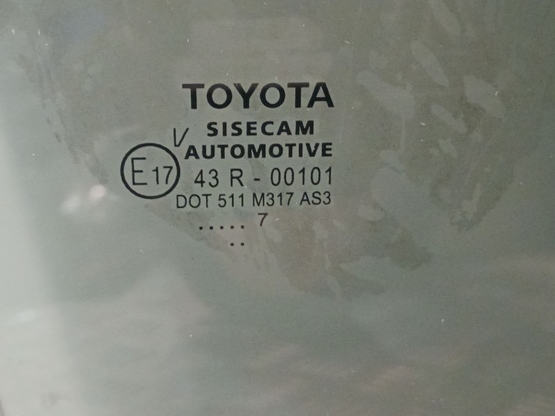Recambio de luna trasera derecha para toyota c-hr (_x1_) 1.8 hybrid (zyx10_, zyx11_) referencia OEM IAM 68103F4010  