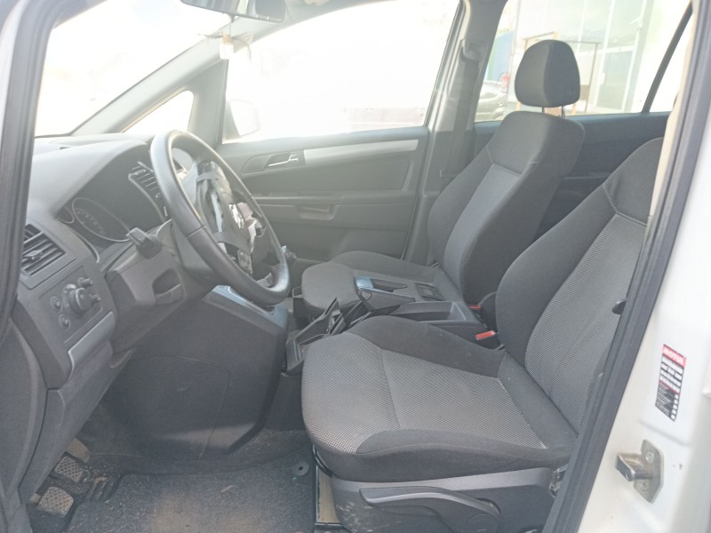 opel zafira / zafira family b (a05) del año 2013