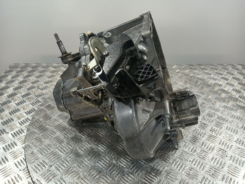 Recambio de caja cambios para citroën c4 picasso i monospace (ud_) 1.6 hdi referencia OEM IAM 20DP33  