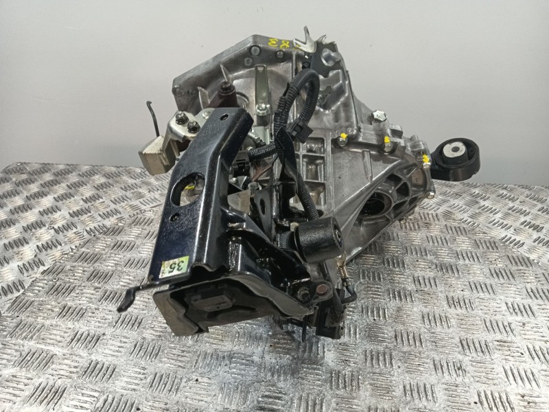 Recambio de caja cambios para toyota yaris (_p13_) 1.0 (ksp130) referencia OEM IAM 20TT06  