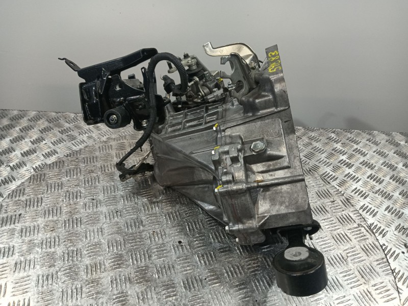 Recambio de caja cambios para toyota yaris (_p13_) 1.0 (ksp130) referencia OEM IAM 20TT06  