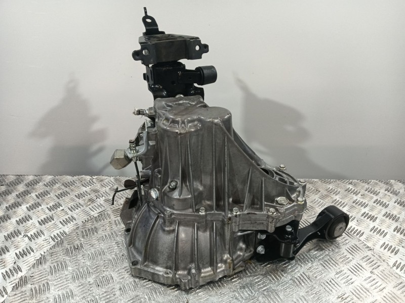 Recambio de caja cambios para toyota yaris (_p13_) 1.0 (ksp130) referencia OEM IAM 20TT06  