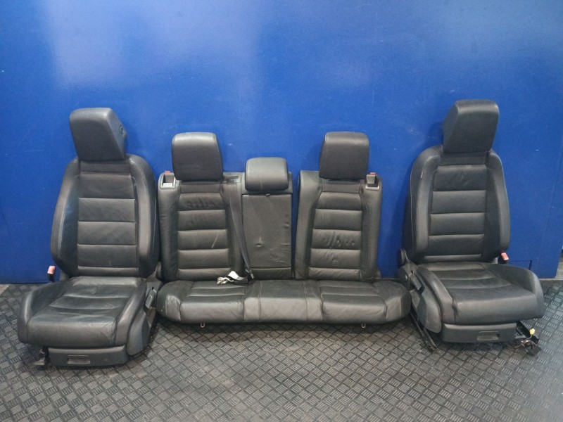 Recambio de juego asientos completo para volkswagen golf vi (5k1) 2.0 gti referencia OEM IAM M1000205901L 111022145161 