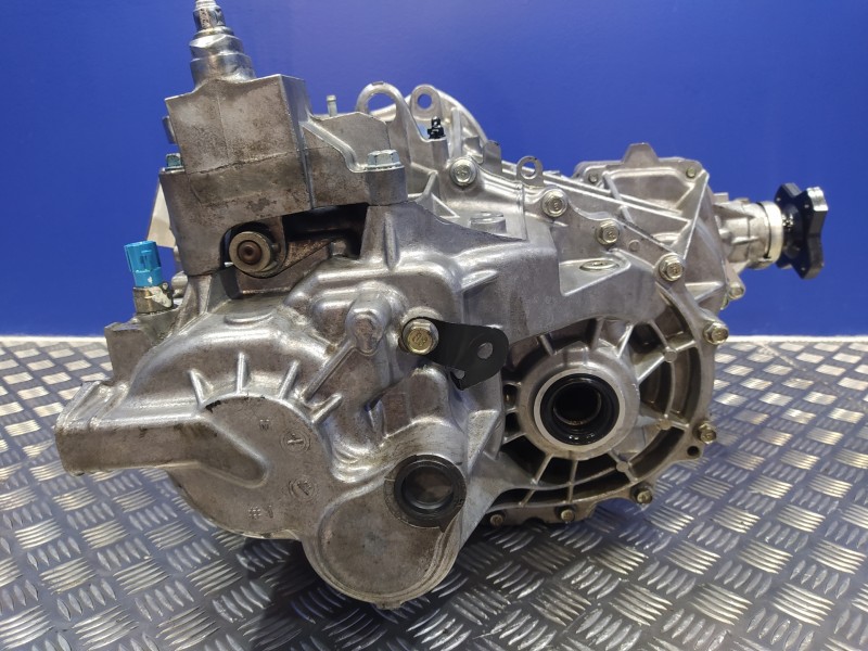 Recambio de caja cambios para nissan qashqai (j10) 2.0 16v cat referencia OEM IAM JD600  