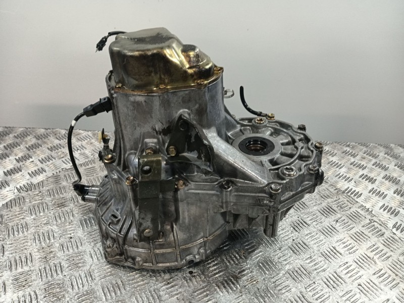 Recambio de caja cambios para daewoo kalos (klas) 1.2 referencia OEM IAM B1051  