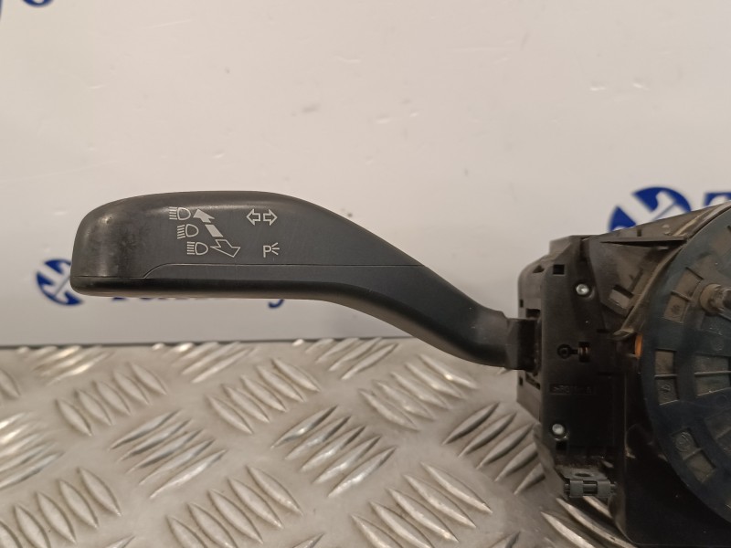 Recambio de mando multifuncion para volkswagen polo (6r1) 1.6 tdi referencia OEM IAM 6Q0953503EE  