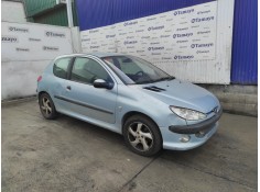 PEUGEOT 206 BERLINA