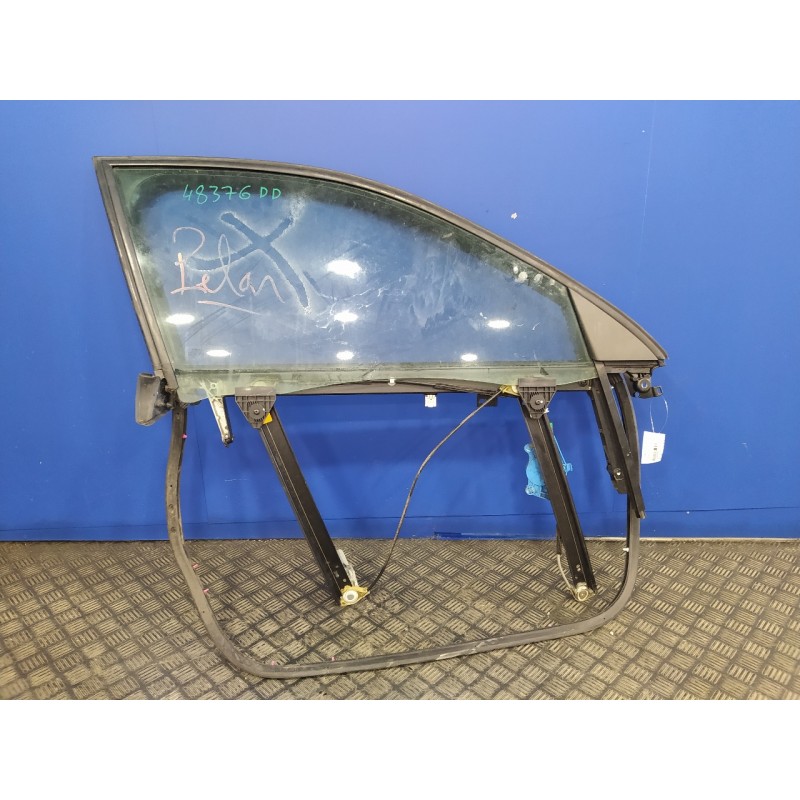 Recambio de elevalunas delantero derecho para seat exeo st (3r5)(2009>) 2.0 tdi referencia OEM IAM 8E1959802G  5WK49200CBF