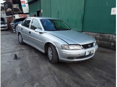 OPEL VECTRA B BERLINA