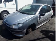PEUGEOT 206 BERLINA
