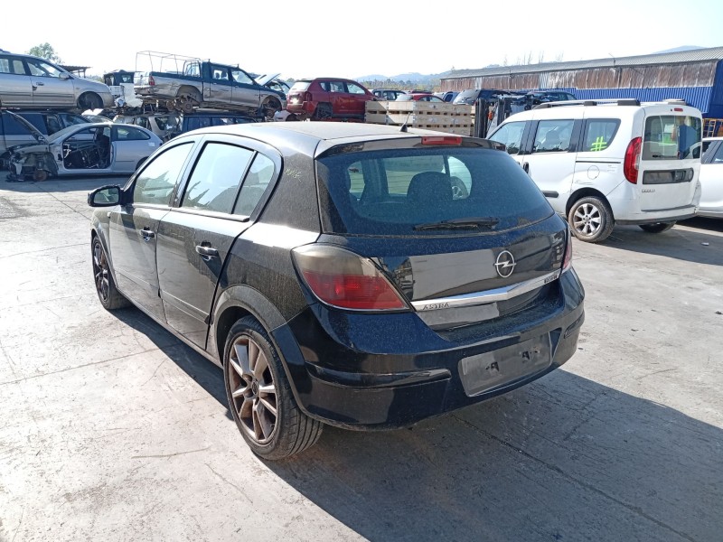 opel astra h (a04) del año 2005
