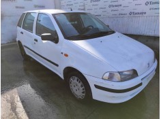 FIAT PUNTO BERLINA (176)