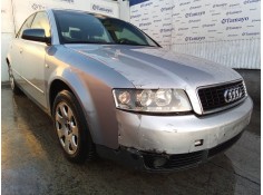 AUDI A4 BERLINA (8E)