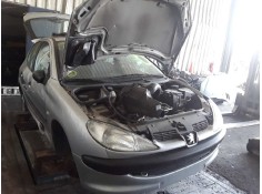 PEUGEOT 206 BERLINA