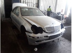 MERCEDES-BENZ CLASE C (W203) BERLINA