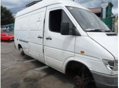 MERCEDES-BENZ SPRINTER (W901,W904) CAJA CERR.