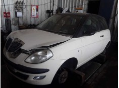 LANCIA YPSILON (101)
