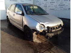 VOLKSWAGEN POLO (9N1)