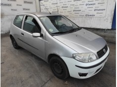 FIAT PUNTO BERLINA (188)