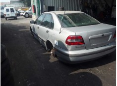 VOLVO S40 BERLINA