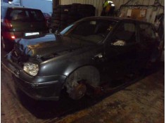 VOLKSWAGEN GOLF IV BERLINA (1J1)