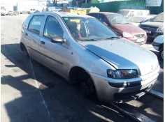 FIAT PUNTO BERLINA (188)