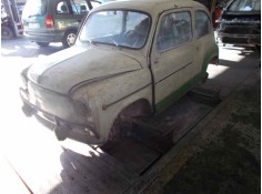 SEAT 600