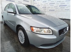 VOLVO S40 BERLINA