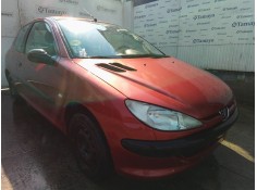 PEUGEOT 206 BERLINA