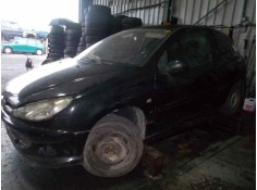 PEUGEOT 206 BERLINA