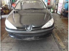 PEUGEOT 206 BERLINA