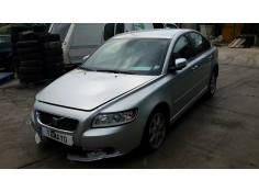 VOLVO S40 BERLINA