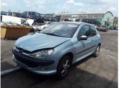 PEUGEOT 206 BERLINA