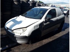 PEUGEOT 206 BERLINA