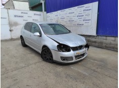 VOLKSWAGEN GOLF V BERLINA (1K1)