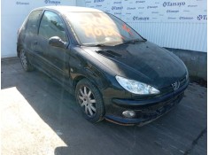 PEUGEOT 206 BERLINA