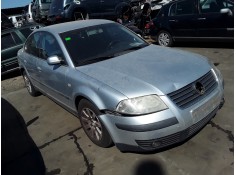VOLKSWAGEN PASSAT BERLINA (3B3)