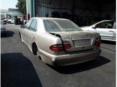 MERCEDES-BENZ CLASE E (W210) BERLINA DIESEL