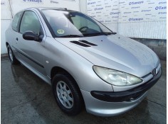PEUGEOT 206 BERLINA