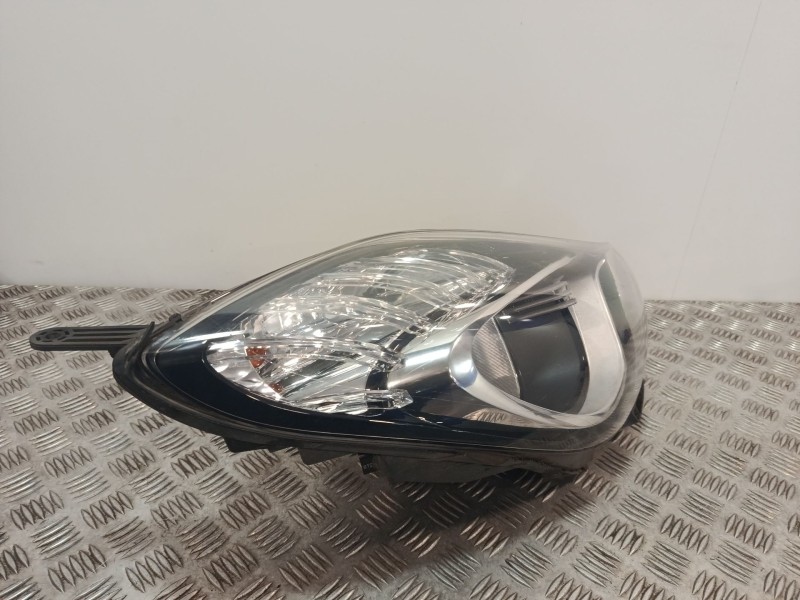 Recambio de faro derecho para hyundai ix20 (jc) 1.4 referencia OEM IAM 921021K000  
