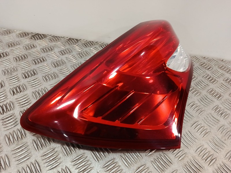 Recambio de piloto trasero izquierdo para hyundai ix20 (jc) 1.4 referencia OEM IAM 924011K0L  