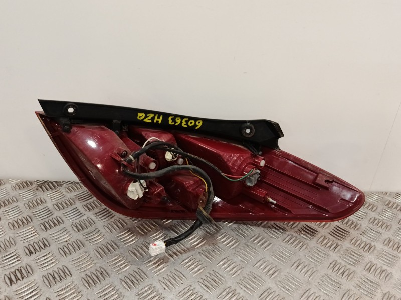 Recambio de piloto trasero izquierdo para hyundai i20 i (pb, pbt) 1.2 referencia OEM IAM 924011J000  
