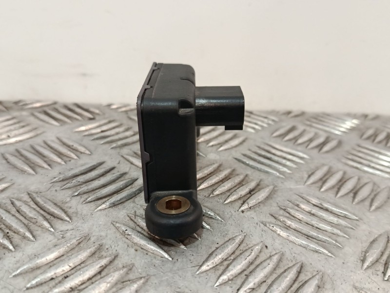 Recambio de sensor para opel astra j lim. 1.6 16v cat referencia OEM IAM 13505725  