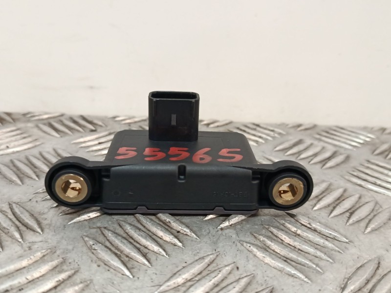 Recambio de sensor para opel astra j lim. 1.6 16v cat referencia OEM IAM 13505725  