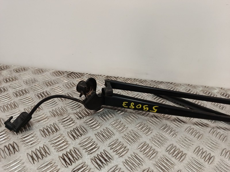 Recambio de brazo limpia delantero para toyota yaris (_p13_) 1.0 (ksp130) referencia OEM IAM   